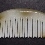 A HETIAN JADE COMB