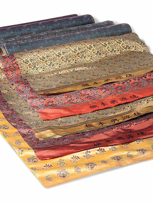 FIVE LENGTH OF VARIOUS WOVEN SILKS 19TH-20TH CENTURY